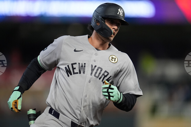 Yankees Twins Baseball