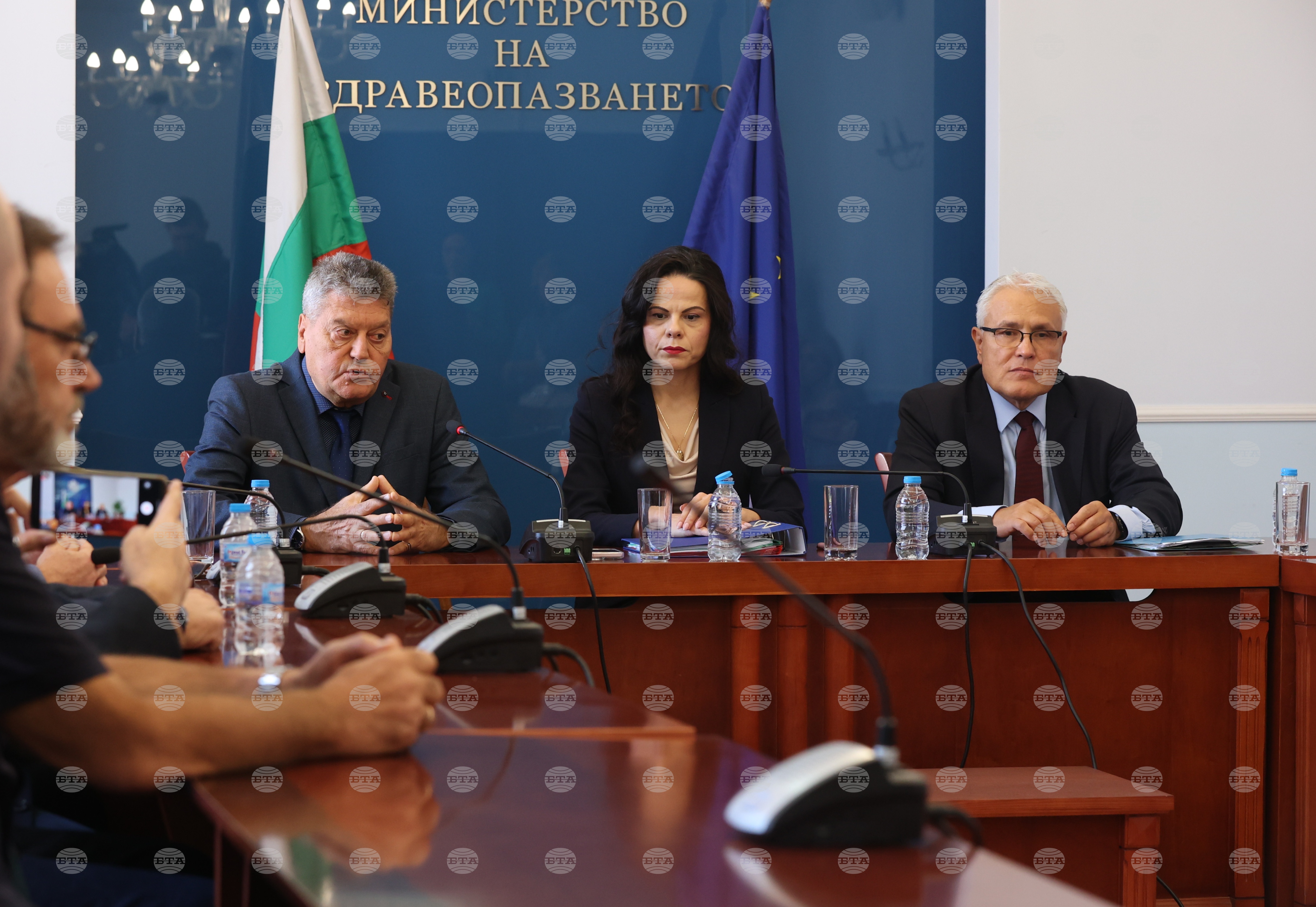 Още една дентална дейност за здравноосигурените лица над 18 години от 1 ноември предвижда новият Национален рамков договор