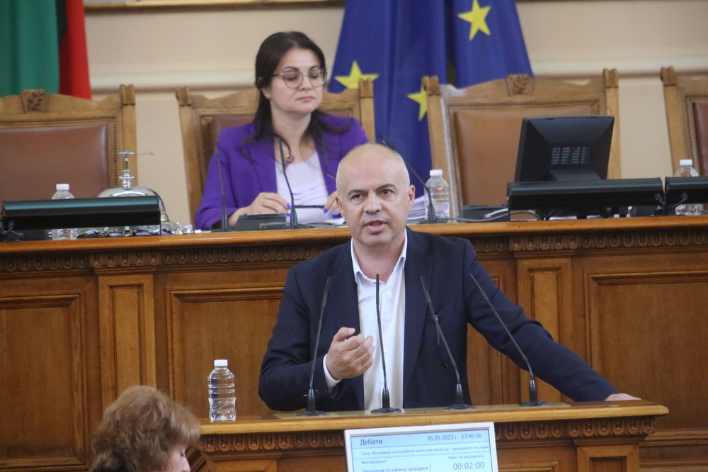 БСП към енергийния министър: Трябваше да предоговорите ПВУ, а вие обричате българската енергетика на колапс