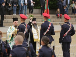 Ден на храбростта и празник на Българската армия - водосвет - епископ Герасим