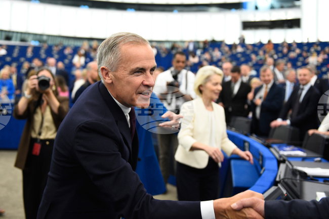 APTOPIX France EU Canada