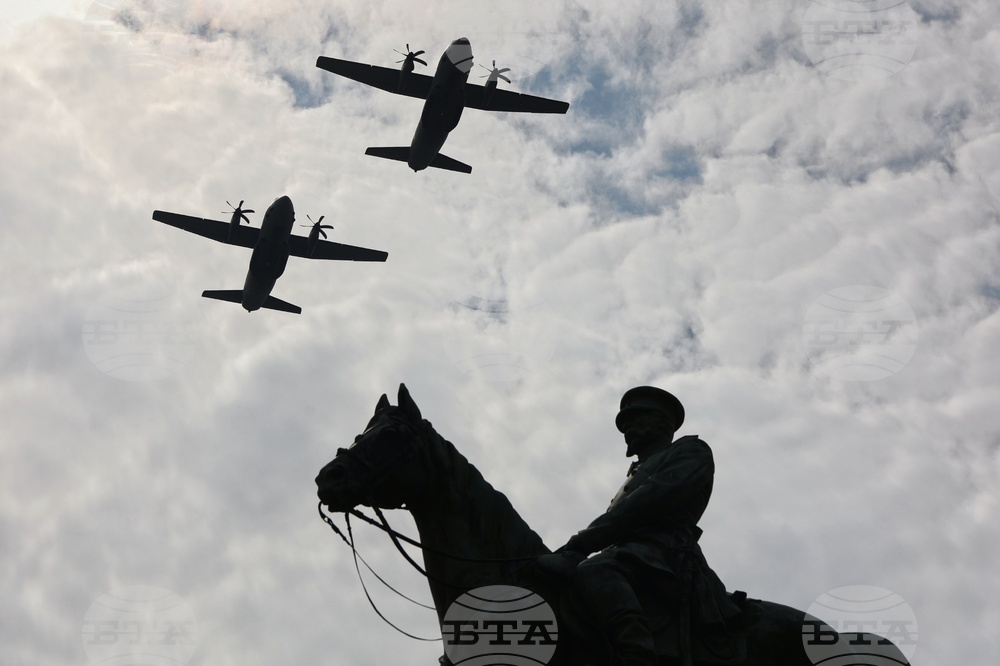 Ден на храбростта и празник на Българската армия - военен парад