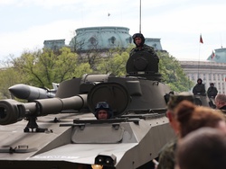 Ден на храбростта и празник на Българската армия - военен парад