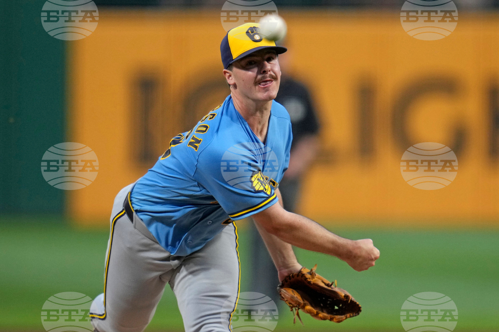 Brewers Pirates Baseball