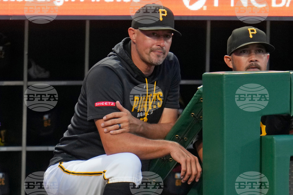 Brewers Pirates Baseball
