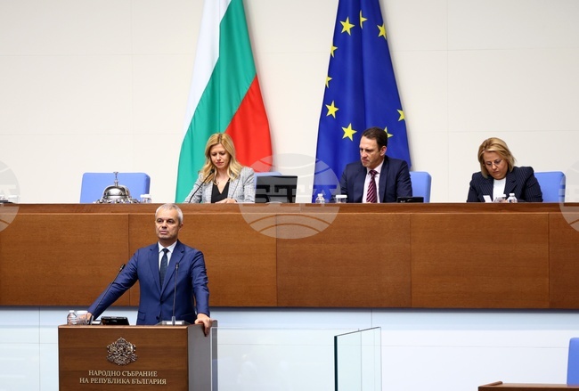 "Възраждане" предлага частично и временно намаляване ДДС на горивата