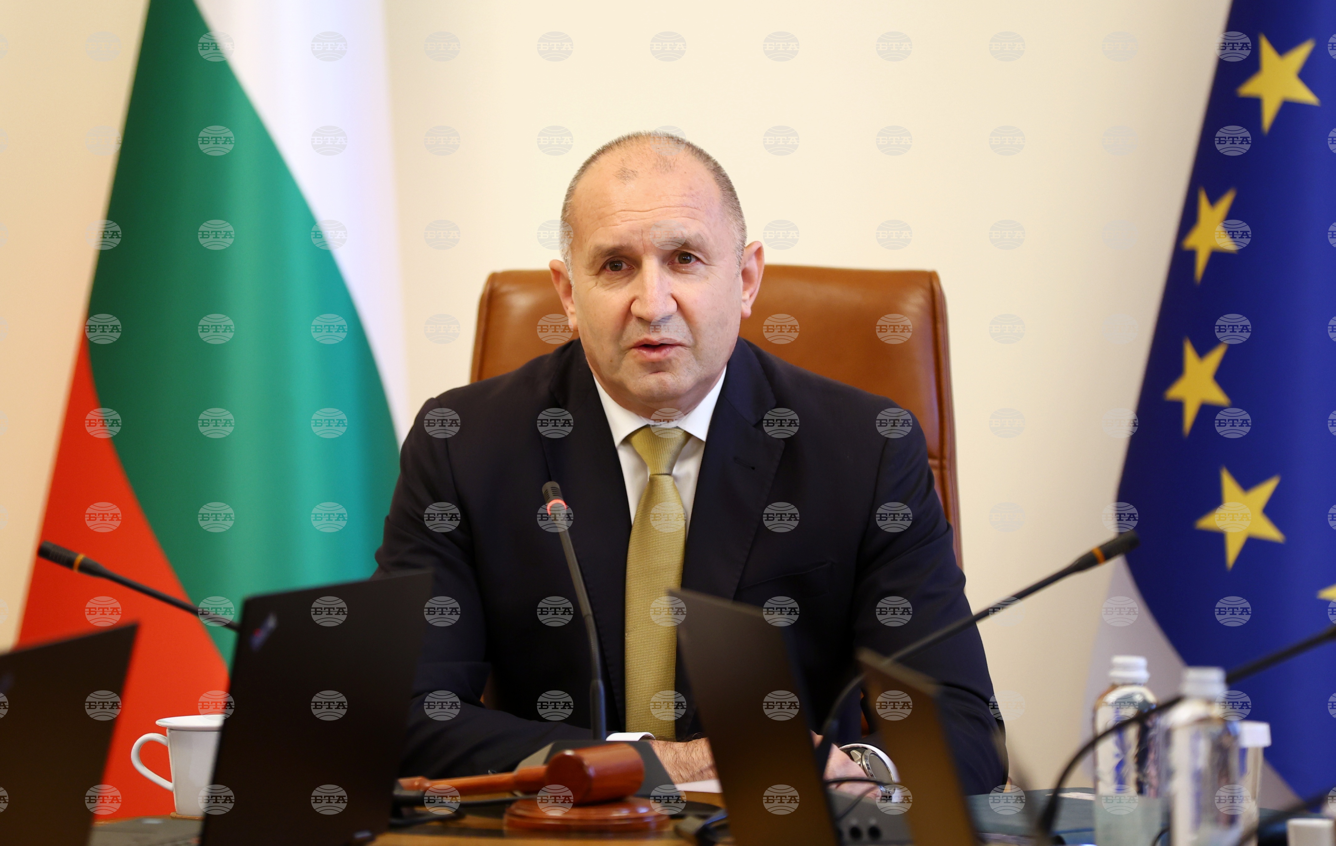 Въвеждаме пълна забрана на рекламата на хазарт, съобщи премиерът Румен Радев