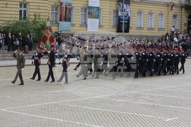 Ден на храбростта и празник на Българската армия - военен парад