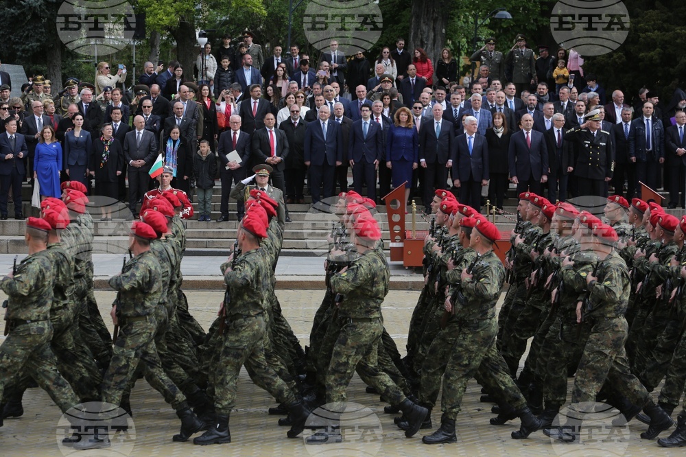 Ден на храбростта и празник на Българската армия - военен парад