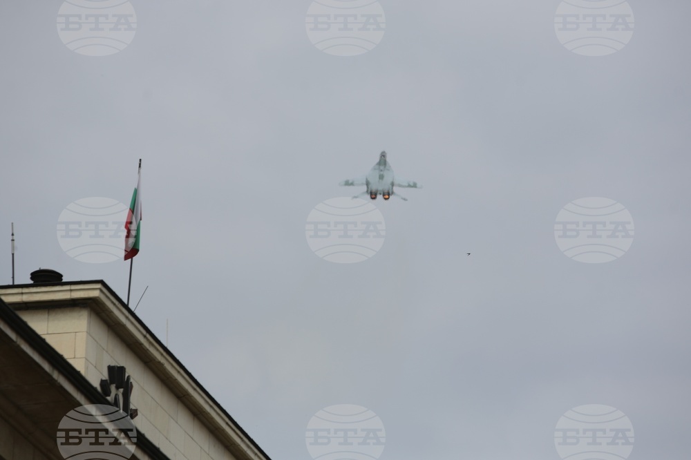 Ден на храбростта и празник на Българската армия - военен парад