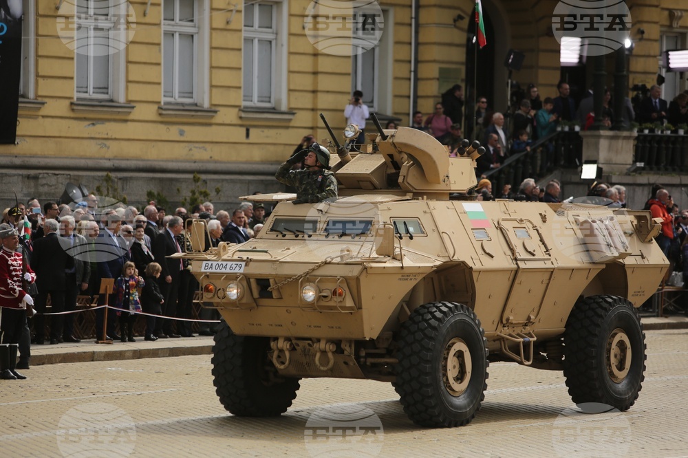 Ден на храбростта и празник на Българската армия - военен парад