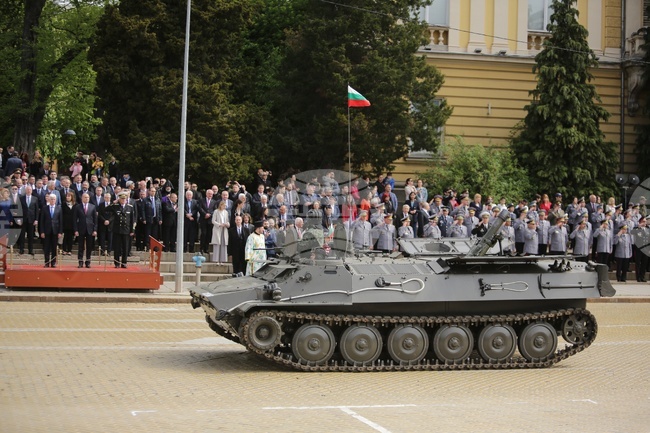 700-Plus Servicepersons to Participate in Day of Valour and Armed Forces Parade on May 6
