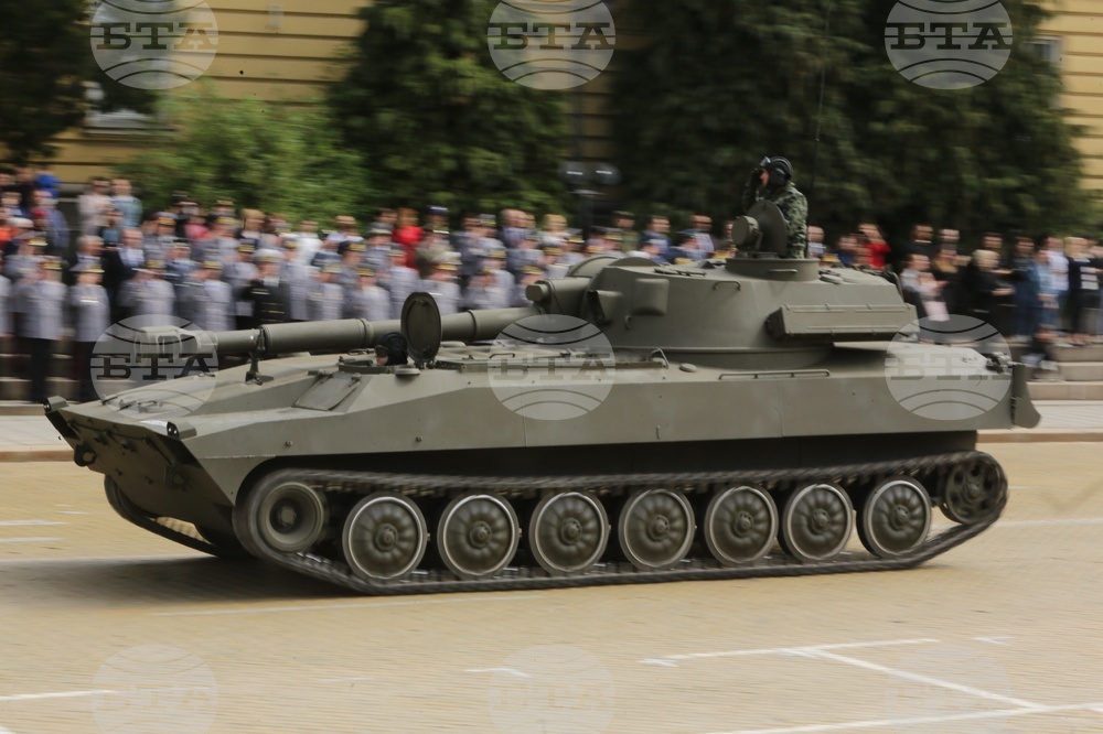 Ден на храбростта и празник на Българската армия - военен парад