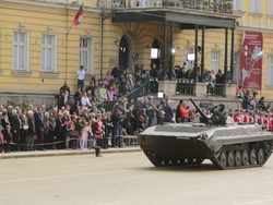 Ден на храбростта и празник на Българската армия - военен парад
