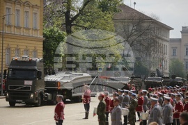 Ден на храбростта и празник на Българската армия - военен парад