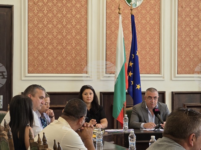 Консултациите в Сливен за разпределение на местата в секционните избирателни комисии приключиха без съгласие