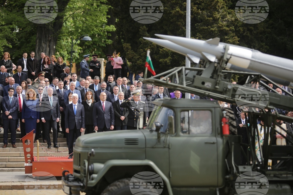 Ден на храбростта и празник на Българската армия - военен парад
