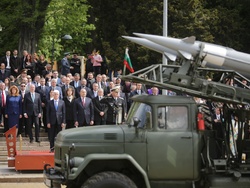 Ден на храбростта и празник на Българската армия - военен парад