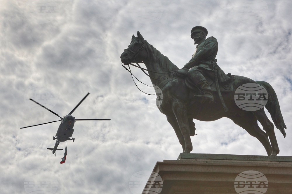 Ден на храбростта и празник на Българската армия - военен парад