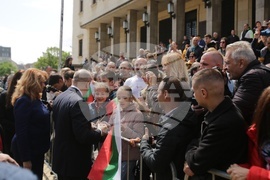 Ден на храбростта и празник на Българската армия - военен парад - президент - граждани