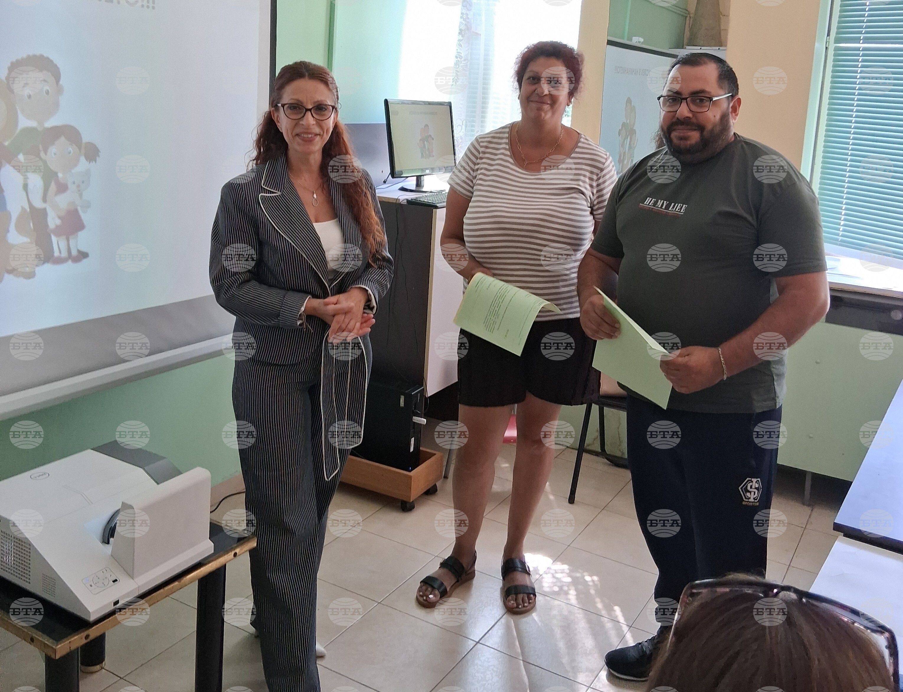 В област Плевен седем нови семейства преминаха обучение за професионална приемна грижа
