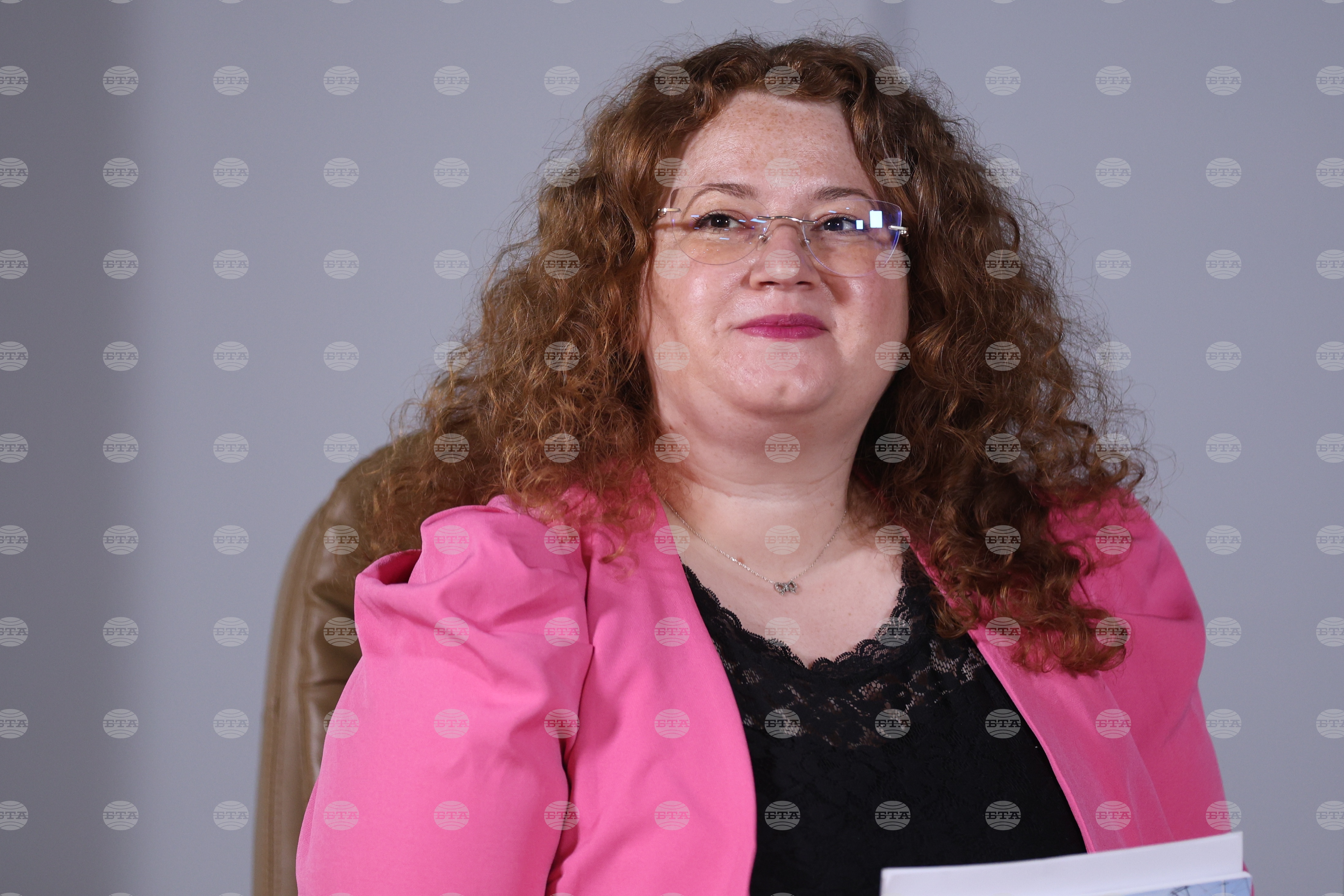 Яница Христова, отговорен редактор на сп. ЛИК, разказа за емблематичните места на София при представянето на новия брой на списанието