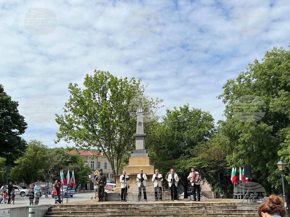 Свищов - 6 май - Ден на храбростта и празник на Българската армия