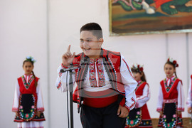 Камено - Гергьовден - празнична програма - фолклор