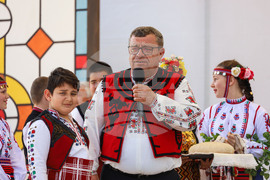 Камено - Гергьовден - празнична програма - фолклор - Жельо Вардунски