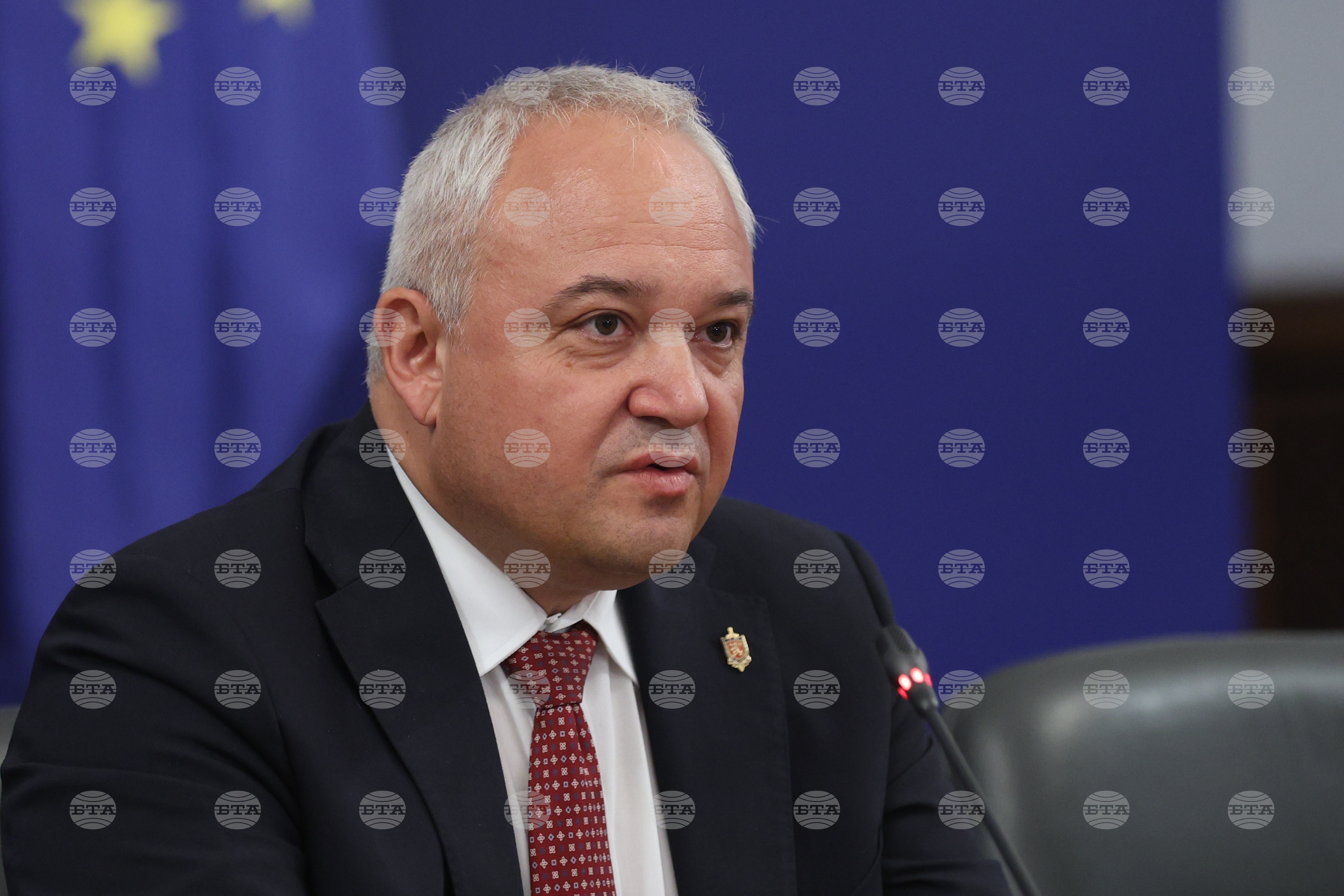 В МВР няма сигнали от бизнесмен от Пловдив с инициали И.Ф, съдържащи опасения за неговата безопасност, министър Демерджиев разпореди проверка