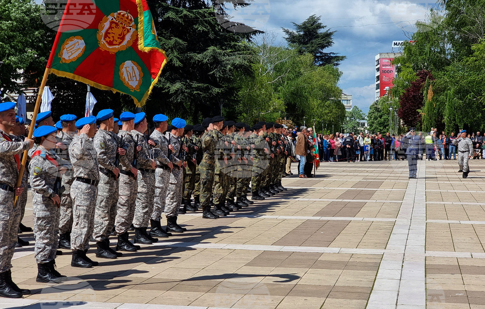 Ямбол - Ден на храбростта и празник на Българската армия