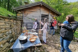 Габрово - Регионален етнографски музей „Етър“  - Гергьовден