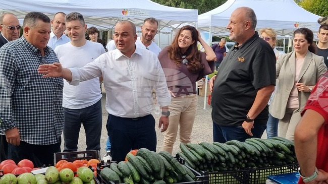 Agriculture Minister: Bulgarian Farmers Should Be Able to Join Cooperatives