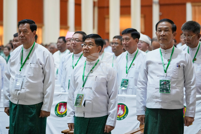 Myanmar Politics