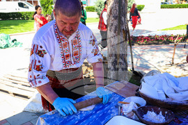 Камено - Гергьовден - чеверме и фермерски базар