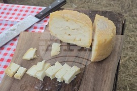 Село Черни Вит - Празник на домашните сирена