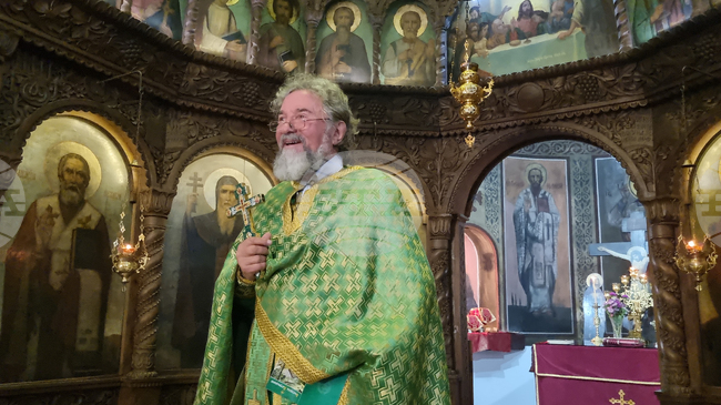 Човешката душа е безценна и струва повече от всички материални блага, припомни пред миряни в Търговище ставрофорен иконом Славчо Проданов