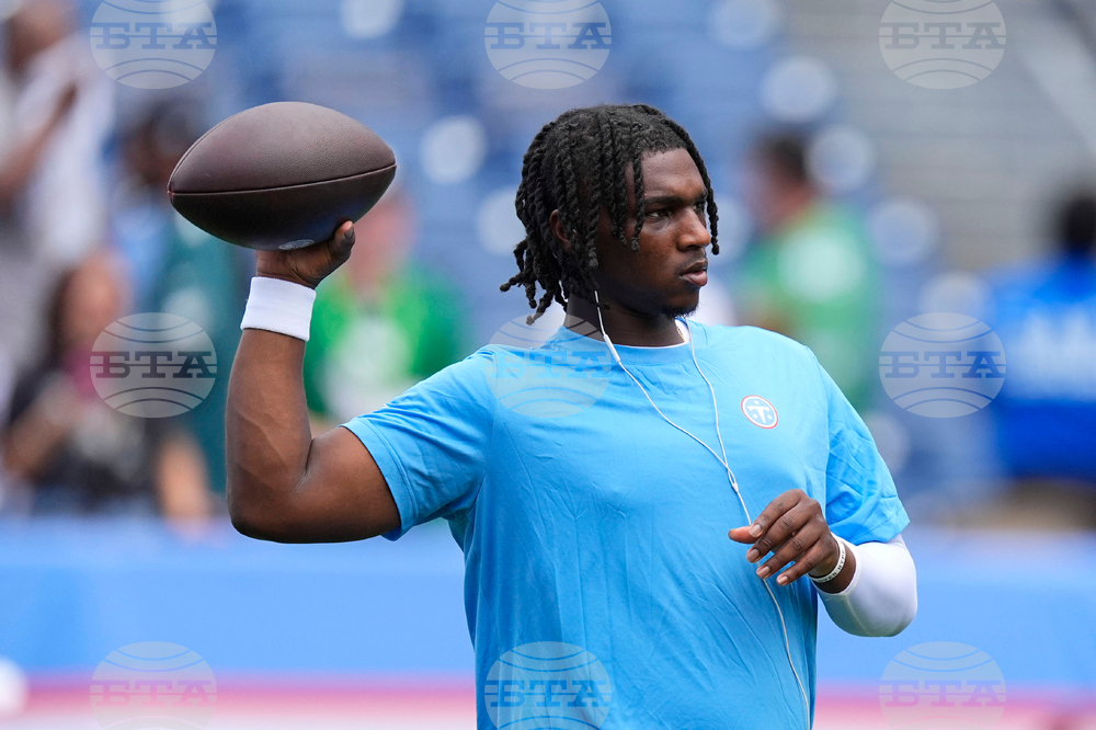 Eagles Titans Football