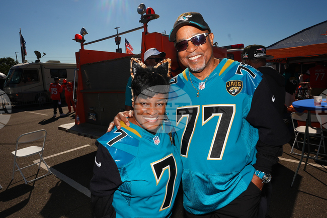 Jaguars Broncos Football