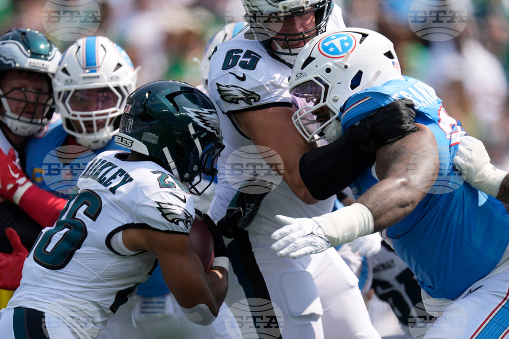Eagles Titans Football