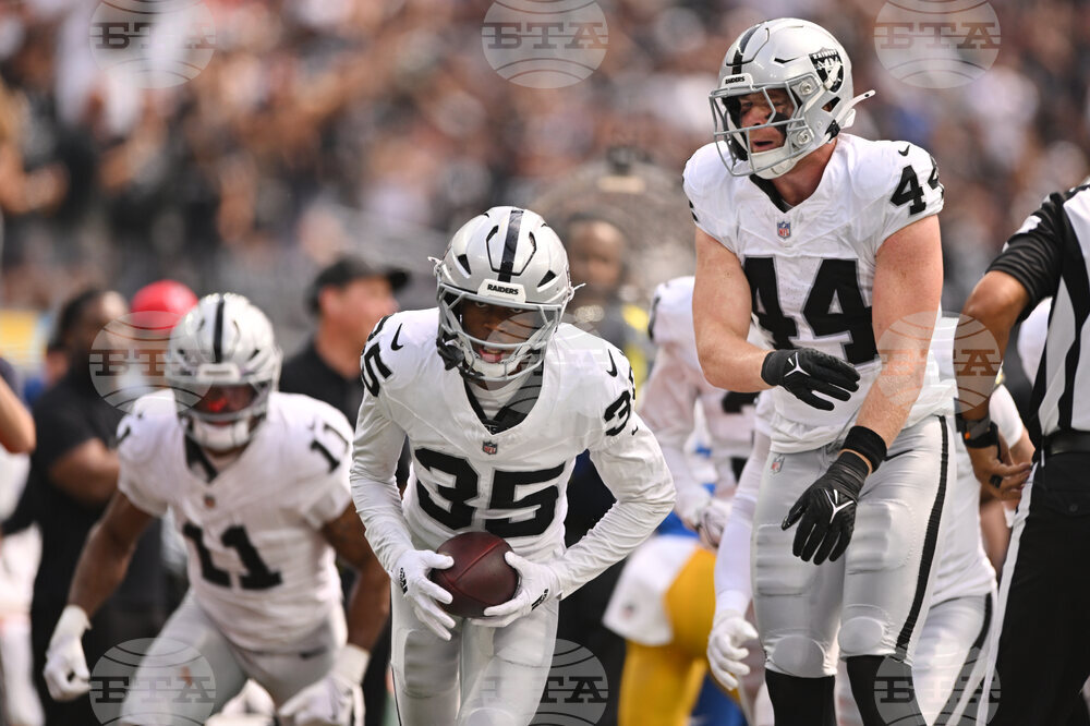 Raiders Chargers Football