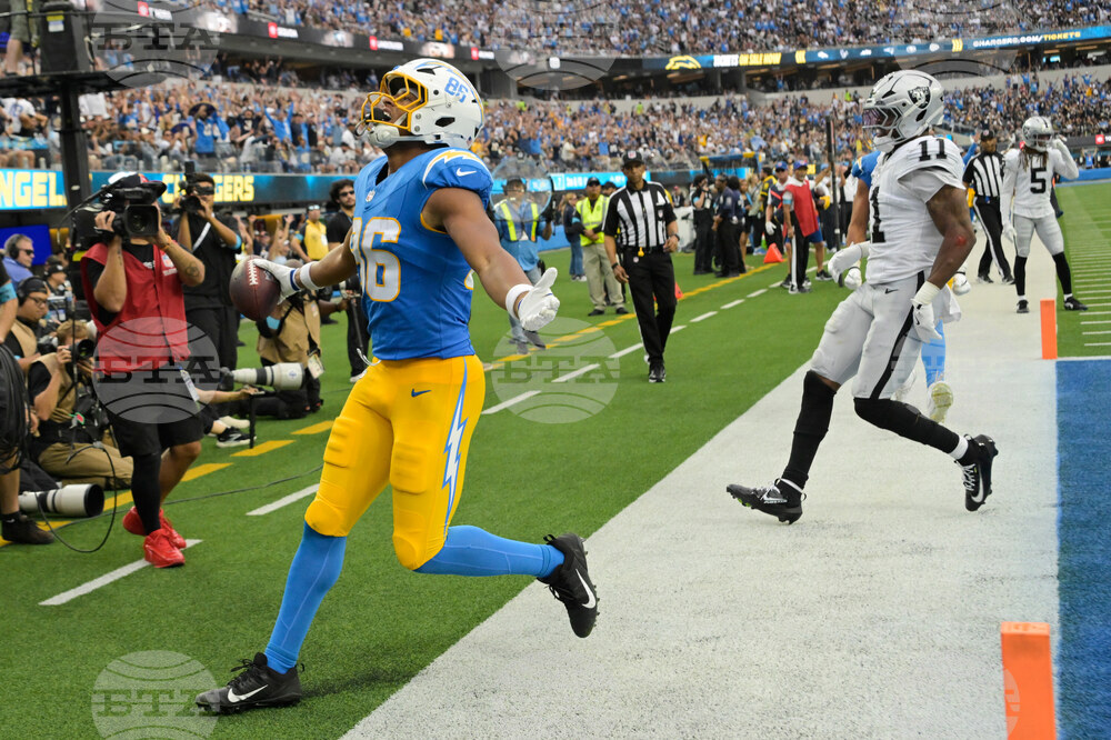 Raiders Chargers Football