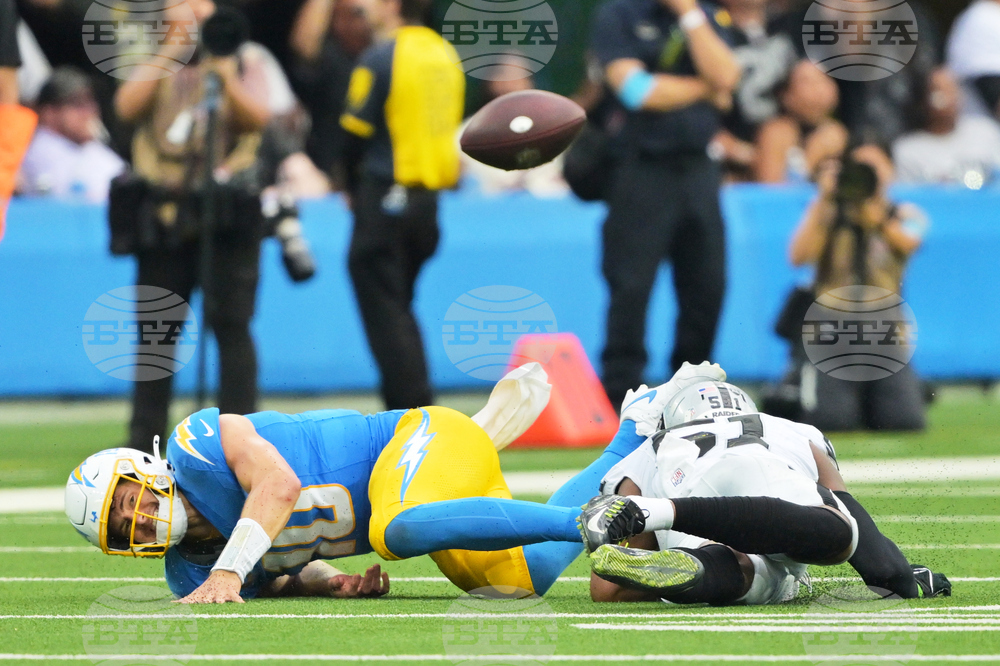 Raiders Chargers Football
