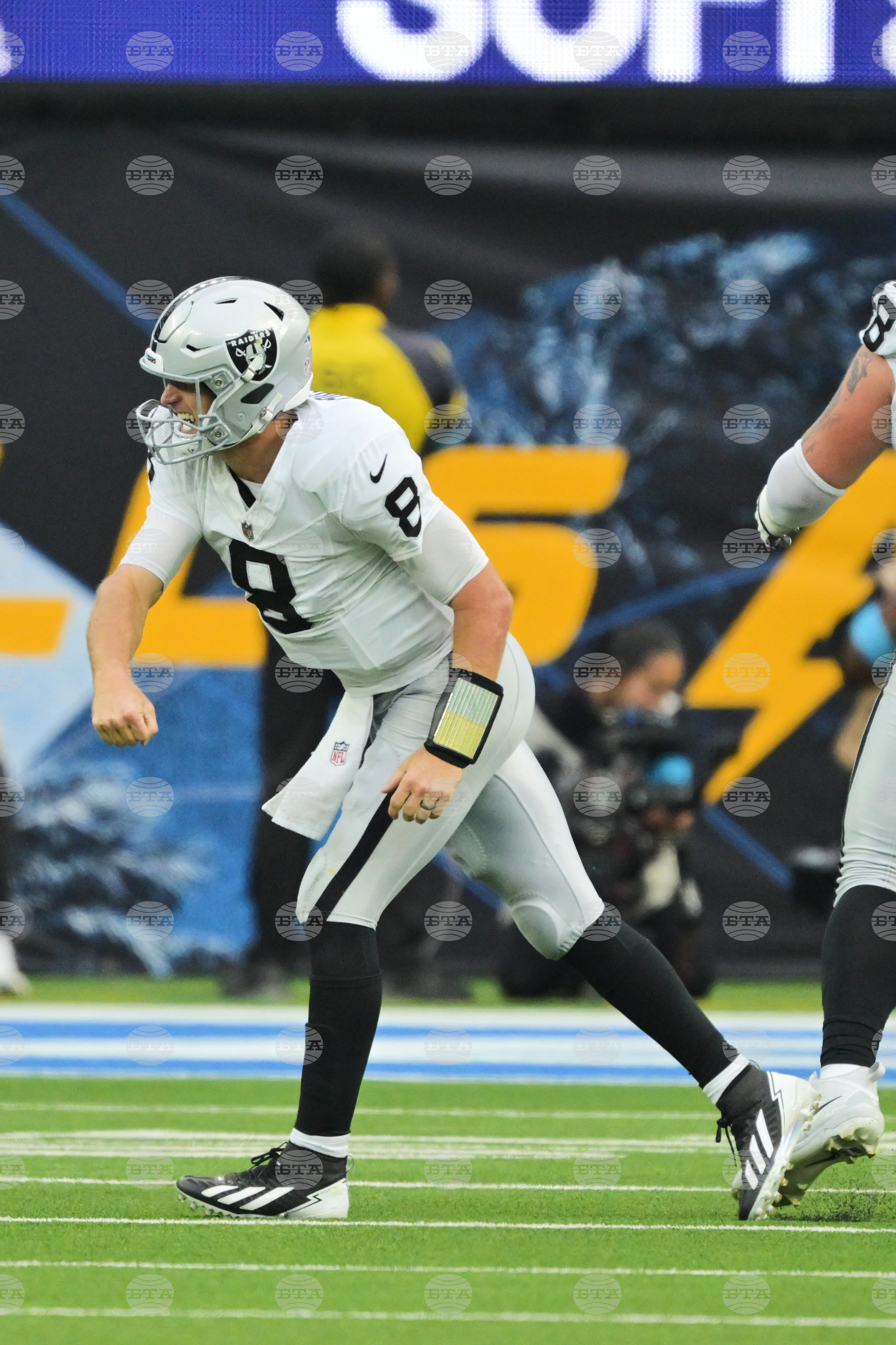 Raiders Chargers Football