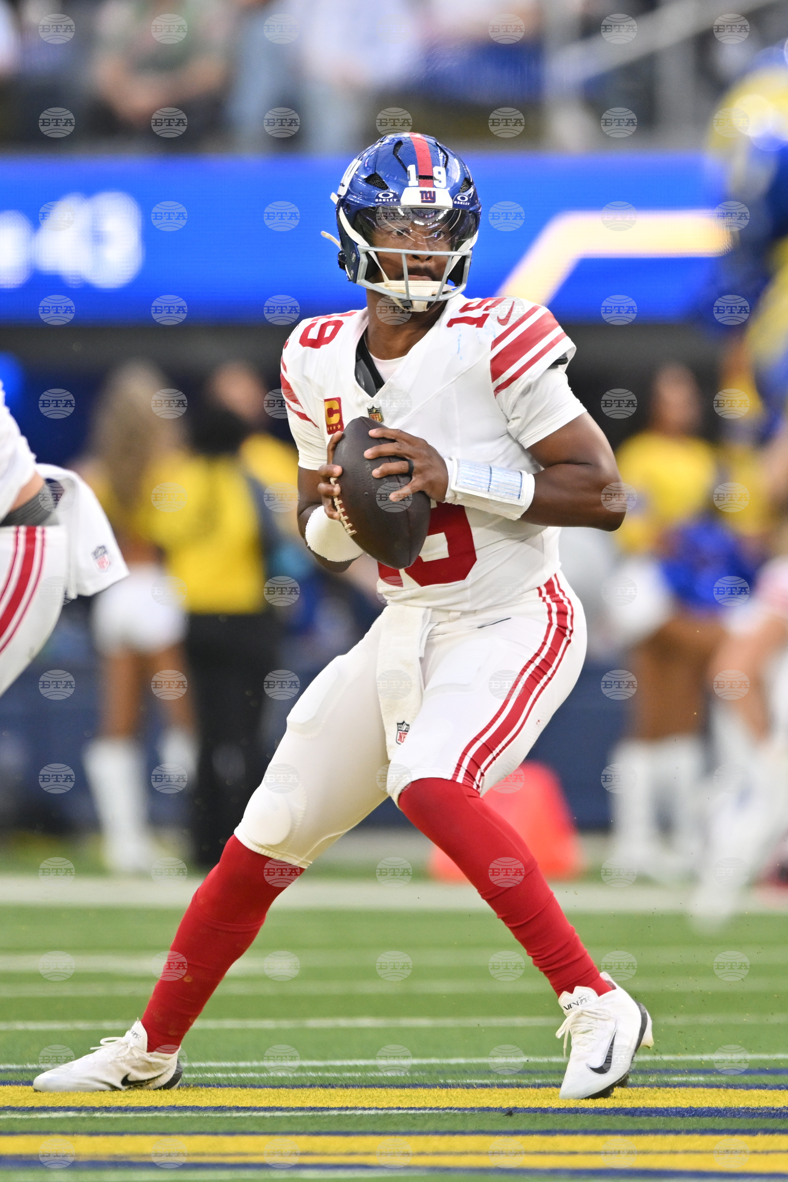 Giants Rams Football