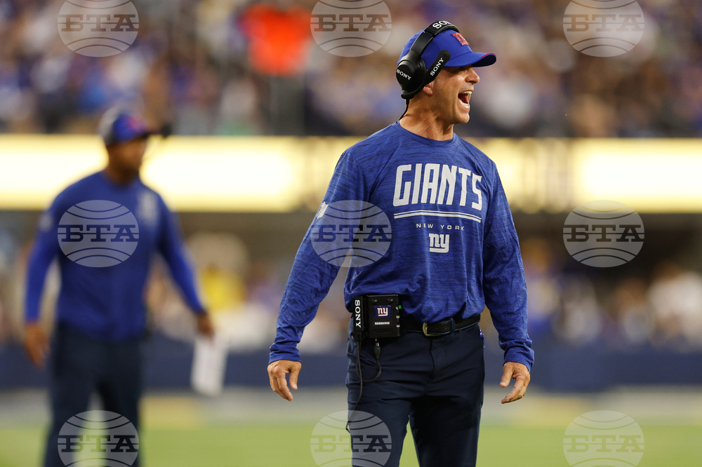 Giants Rams Football