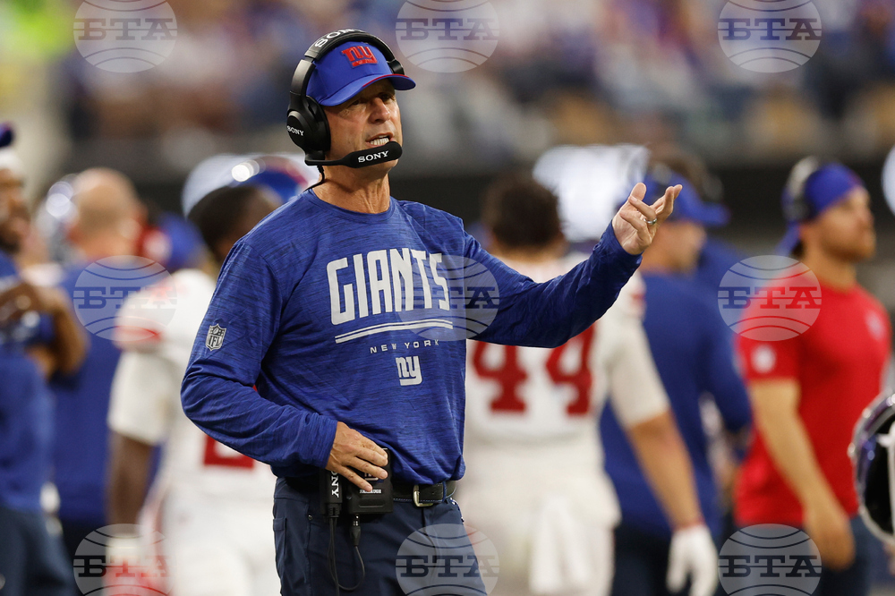Giants Rams Football