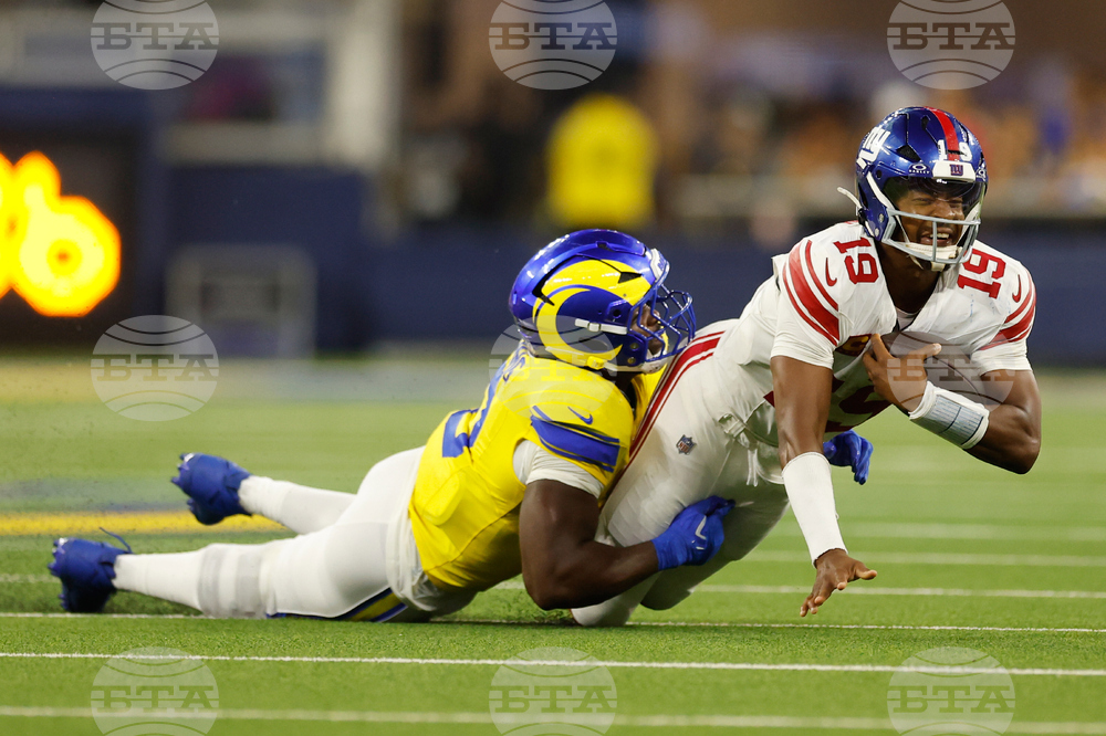 APTOPIX Giants Rams Football