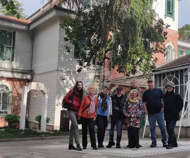 Турция - Международен арт симпозиум на художници в българската екзархия в Истанбул