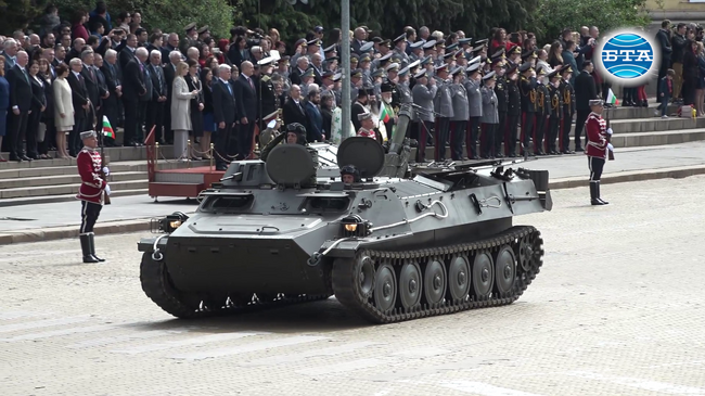 С военен парад в центъра на София бе отбелязан Денят на храбростта и на Българската армия